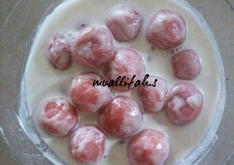 resep cara membuat Klepon Cocopandan Siram Santan