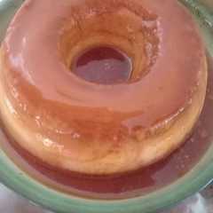 Una foto de Flan de leche condensada
