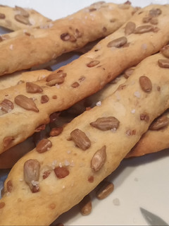 Una foto de Rosquilletas con Pipas (Thermomix + Microondas)