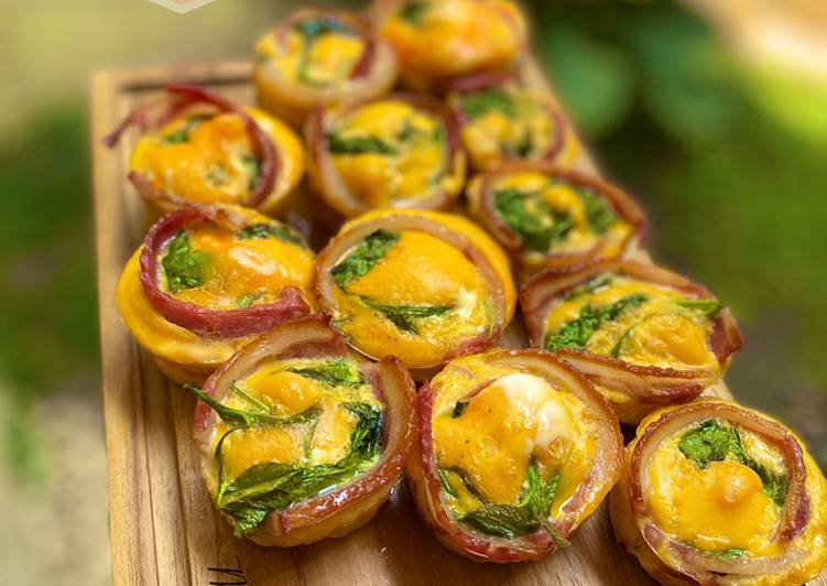 Bacon Spinach Egg Roll