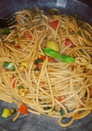 Una foto de Fideos mediterráneos 🍝
