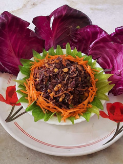 ரெட் கேப்பேஜ் பொரியல்(purple cabbage poriyal recipe in tamil) செய்முறை முக்கிய புகைப்படம்