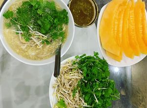 Hình của món Súp vi cá thịt cua.