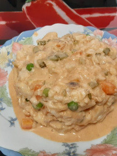 Una foto de Ensaladilla de merluza, coliflor y atún