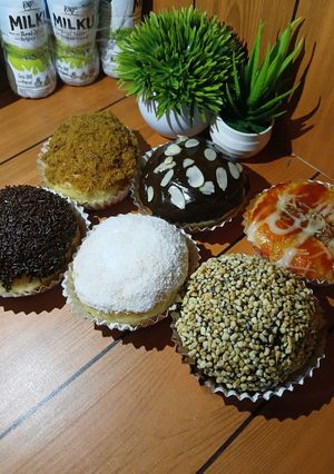 Foto resep Roti Manis (1 resep berbagai topping)