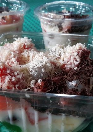 Foto resep Salad segar yang biasa dijual online