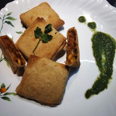 A picture of Baked Veg Pockets.