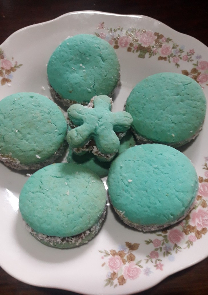 Una foto de Alfajorcitos de Maicena de Colores