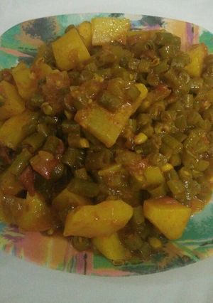 बीन्स आलू की सब्जी (Beans aloo ki sabji recipe in hindi) रेसिपी मुख्य फोटो