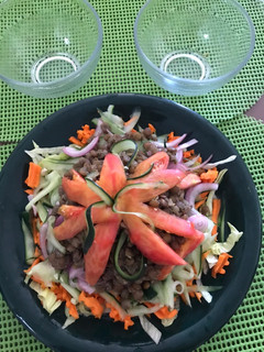 Una foto de Ensalada vegetariana con lentejas