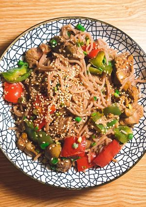 Hình của món Bún xào mề gà eatclean.