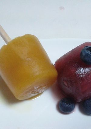 A picture of Fresh fruit Popsicle.