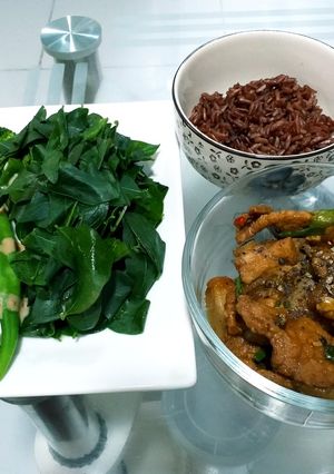 Hình của món Thịt heo kho tiêu.