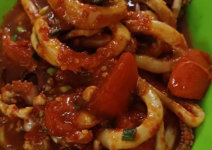 Resep Cumi basah bumbu rujak oleh Eri Purwanti Cookpad