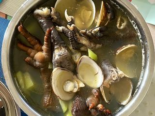 蒜頭蛤蜊佛手瓜雞湯