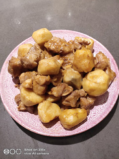 A picture of Ribs with Yam.