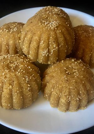 A picture of Churma Ladoo.
