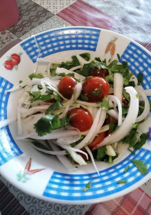 Una foto de 14.Ensalada latina o curtido