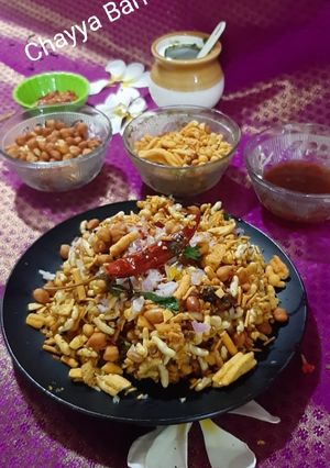 A picture of Pune ki bhel.
