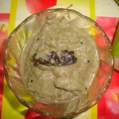 A picture of Spicy Raw  Banana Skin  Chutney / Kacha Kolar  Khosa  Bata.