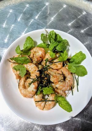 Hình của món Tôm trộn muối ớt tây ninh.