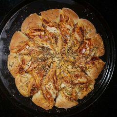 A picture of Pizza turnover.