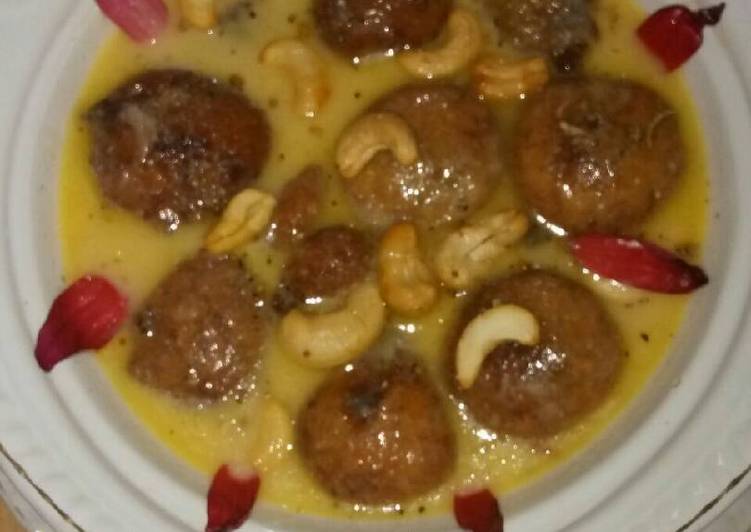 Easiest Way to Prepare Yummy Banana Saropuli