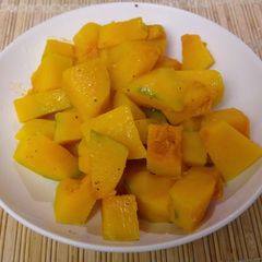 A picture of Buttercup squash.