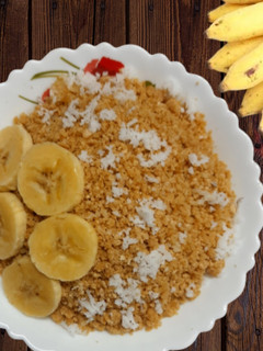 கோதுமை மாவு புட்டு(wheat puttu recipe in tamil) செய்முறை முக்கிய புகைப்படம்