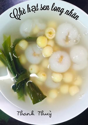 Hình của món Chè sen long nhãn.