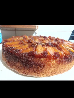 Una foto de Torta invertida de manzana
