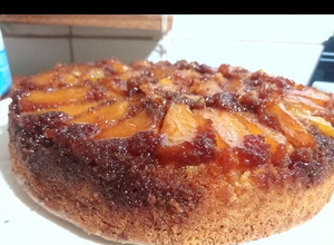 Una foto de Torta invertida de manzana