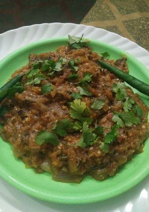 A picture of Baingan bhartha / brinjal bharta.