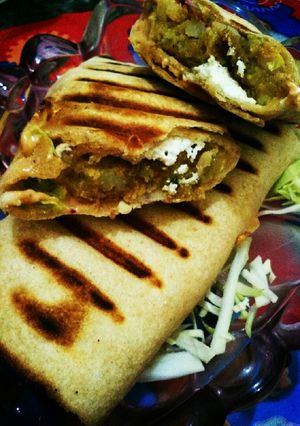 A picture of Potato wrap.