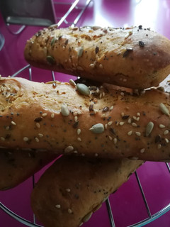 Una foto de Bagettes con sobrasada queso y orégano