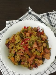 Foto resep Oseng pare,pork belly dan ham (non halal)