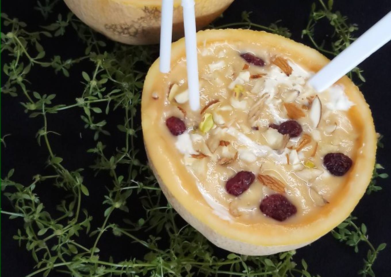 Muskmelon and banana smoothie