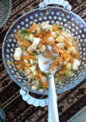 Una foto de Ceviche de camarón con calabaza y pepino