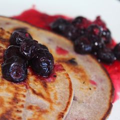A picture of Frozen Berries Pan Cake.
