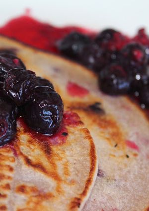 A picture of Frozen Berries Pan Cake.