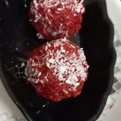 A picture of Beetroot sweet balls.