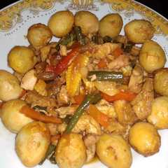 A picture of Tumis basah telur puyuh.