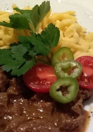 Kedvenc marha pörköltem recept fotója
