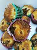 Muffins de vainilla con trozos de piña