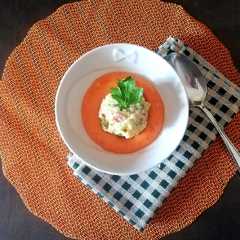 Foto di Canederli con speck e salsa di gorgonzola e pomodoro