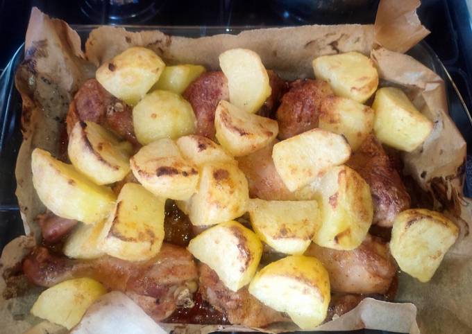 Куриные ножки с картошкой в духовке: рецепт с фото