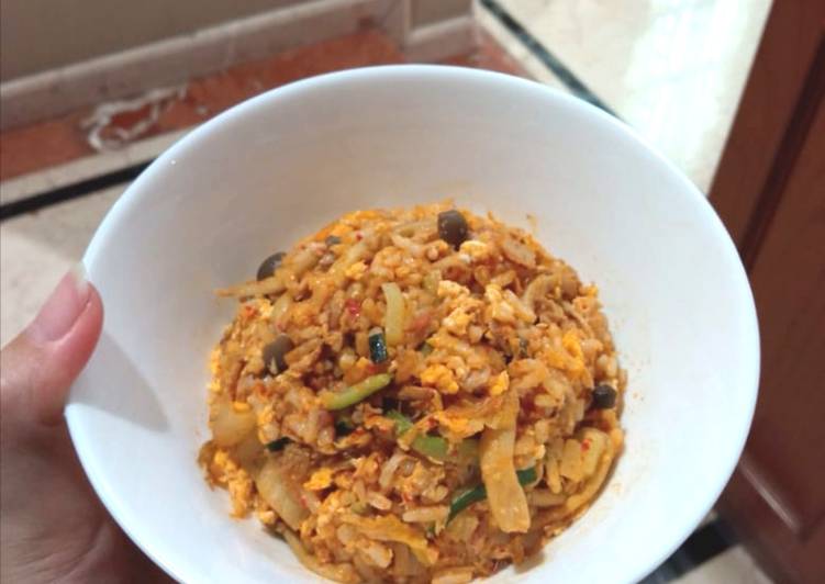 Masakan Unik Tuna Kimchi Fried Rice Sedap Nikmat