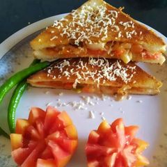 A picture of Veg cheese sandwich.