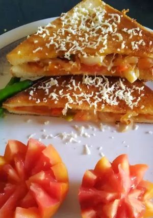 A picture of Veg cheese sandwich.