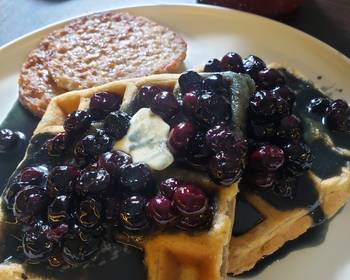 Fast Cooking Methods Cinnamon Chaffles with Buttermilk Blueberry Syrup Very Delicious